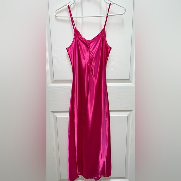 🩷 NWT! Pink Satin Slip Dress - Picture 2 of 3
